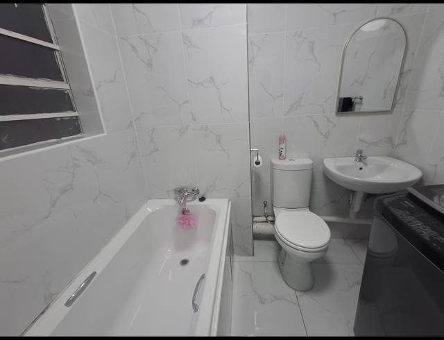 BEDROOM APARTMENT FOR SALE IN COMMERCIA